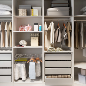 Arrumação e Reorganização do Closet